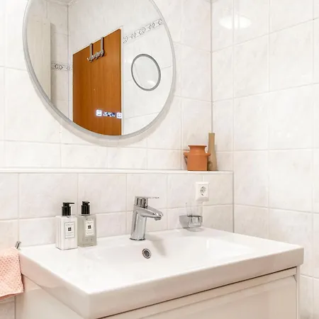 Apartamento Avec Balcon Et Parking Bel Air *
