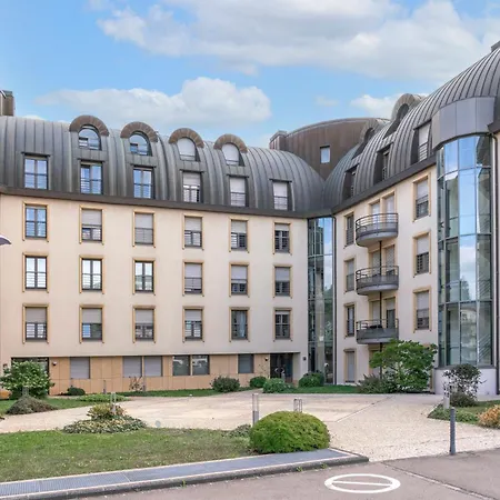 Avec Balcon Et Parking Bel Air Daire Lüksemburg